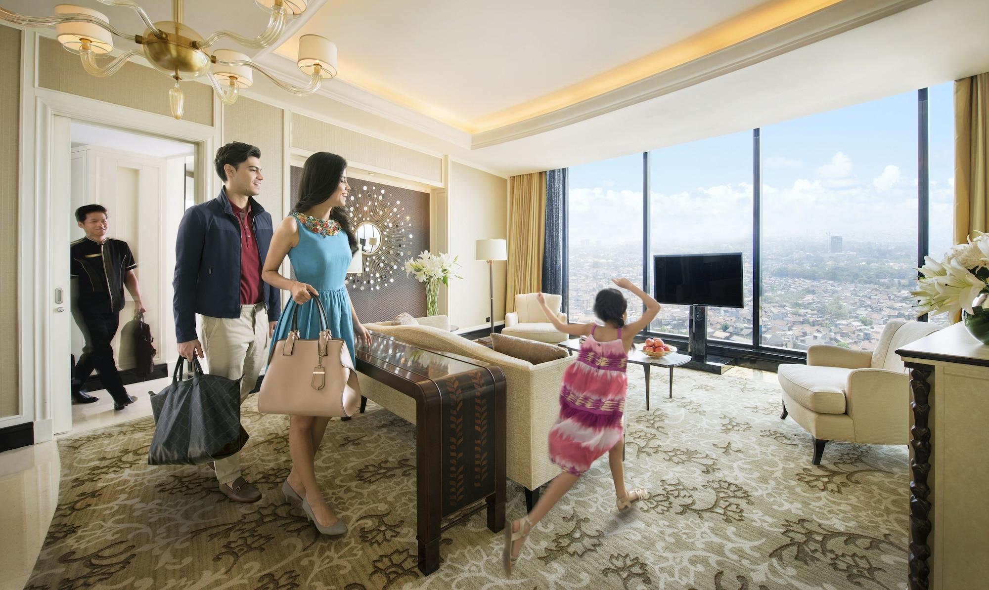 The Trans Luxury 5* Bandung