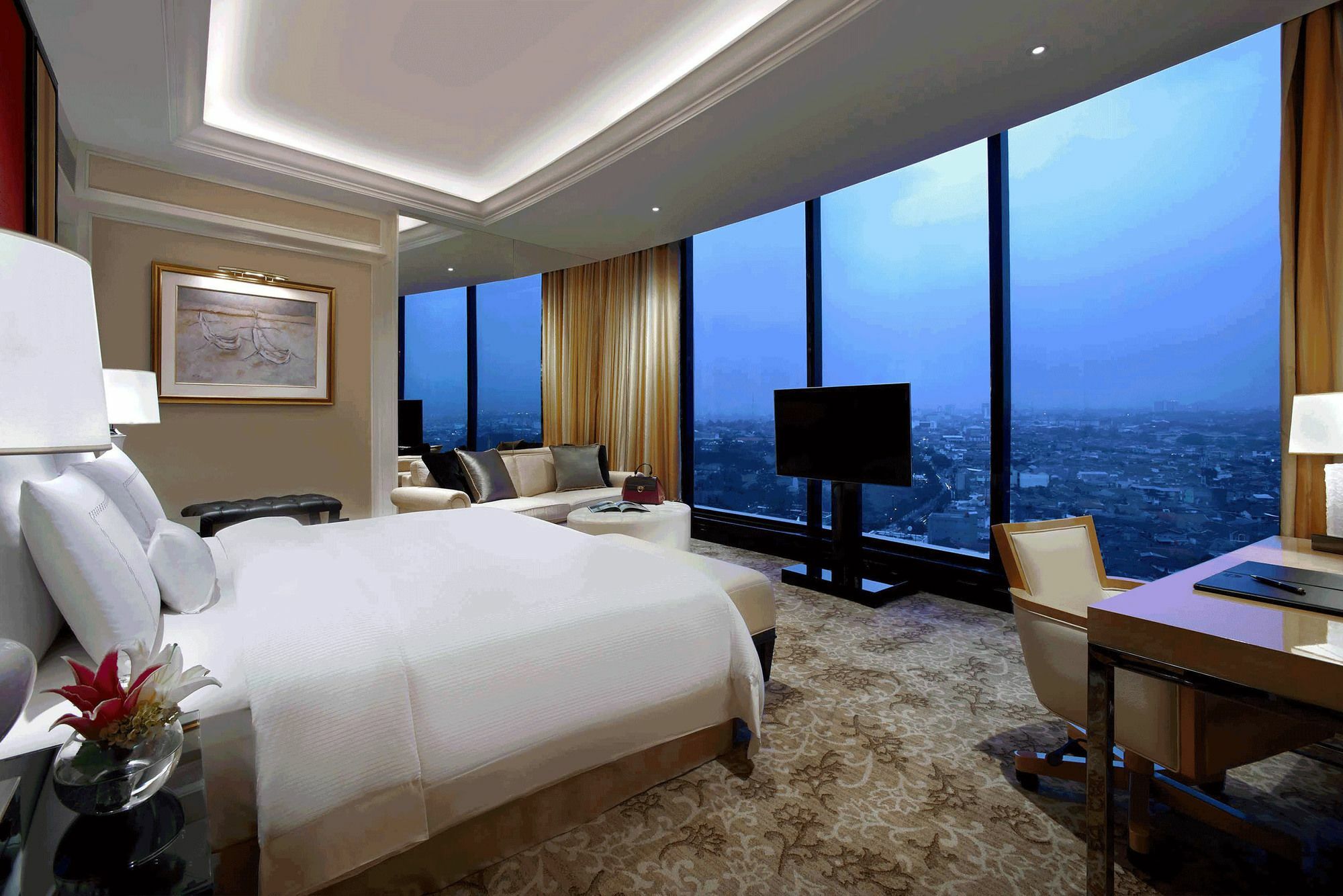 The Trans Luxury 5* Bandung