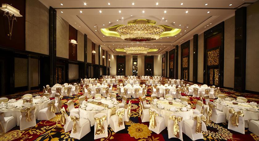 Hotel The Trans Luxury